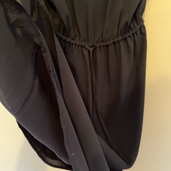 Navy Babaton mini dress. With a small tie for waist definition . Size small. - Picture 4 of 6